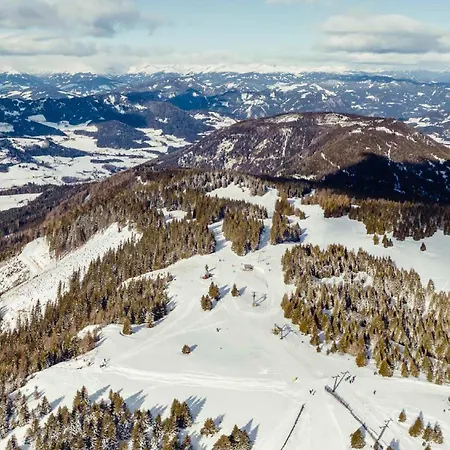 Grebenzen 49b 別荘 *